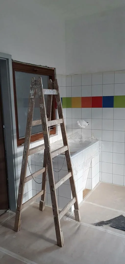 Bölcsöde 75%-os készültségi szint