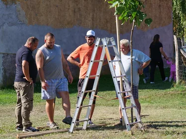 Parkosítás Ácsteszéren