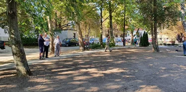 Parkosítás Ácsteszéren